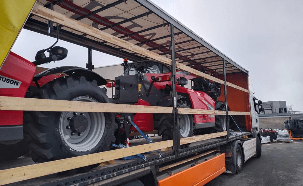 Transportation of telescopic handlers